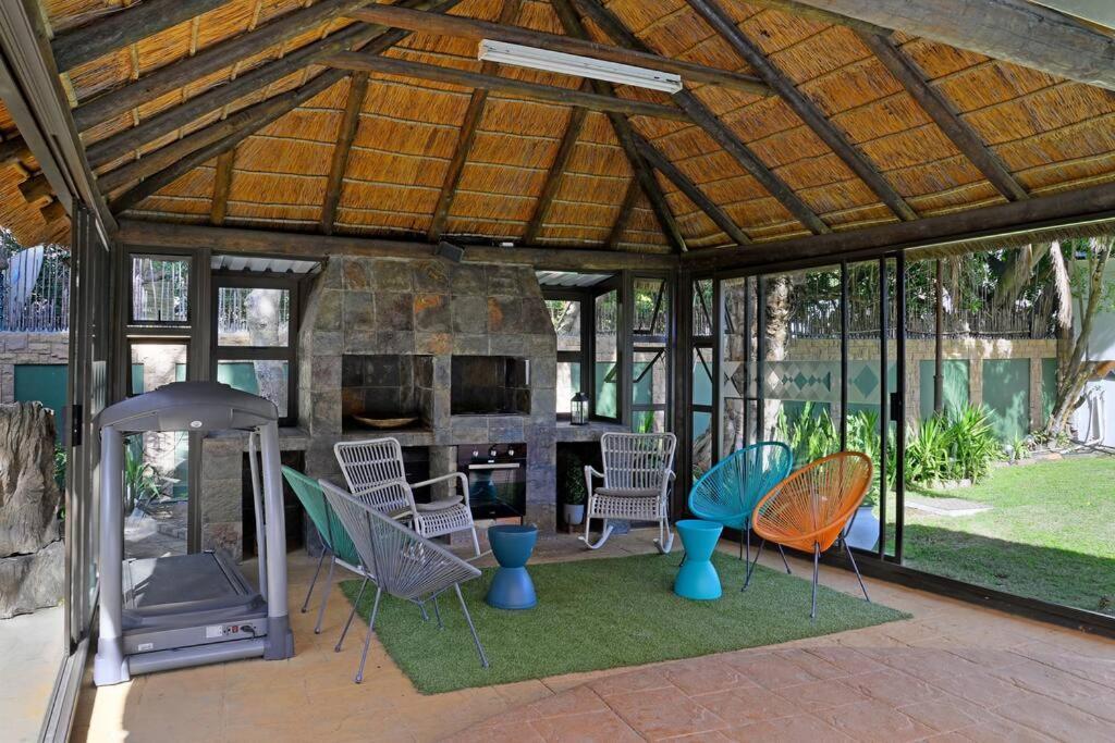 Mawethu Peaceful Garden With Covered Pool And Braai Area Kapstaden Eksteriør billede